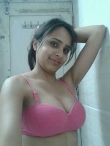 Indian Aunties Sexy Cleavage Blouse Sexy Girl Deep Navel