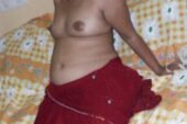 Gorgeous desi bhabi in red saree removing pics