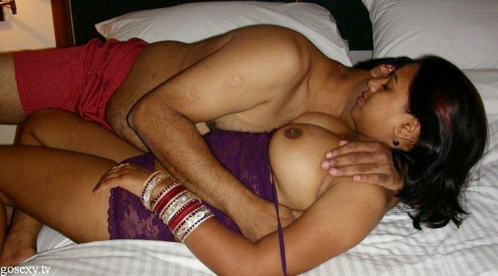 Hd Bhabhi Sex Pics - home-made-sex-videos-indian-nude-bhabhhi-bra-sari-removing-13 -