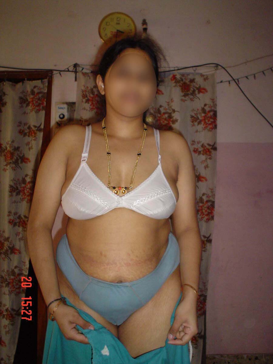 and stripper Indian sari galleries pics