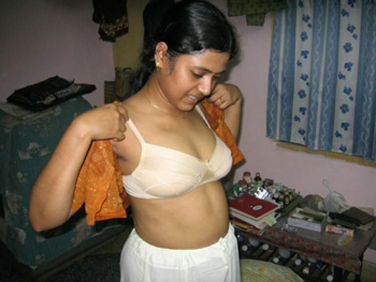 Bhabhi boobs photos in blouse